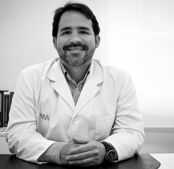 Dr. Michel Ble Caso, Digestólogo